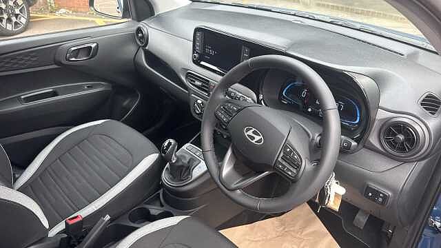 Hyundai I10 1.0 [63] Advance 5dr Auto [Nav] Petrol Hatchback Vibrant Blue - Pearl