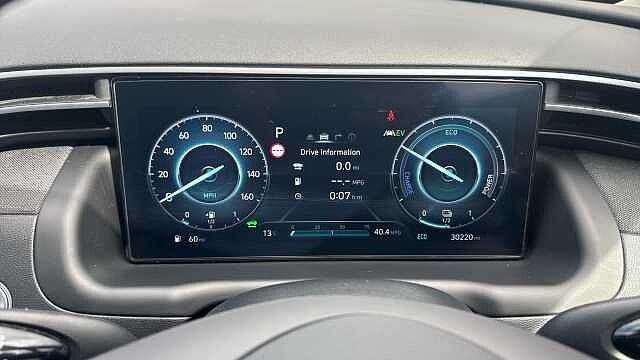 Hyundai TUCSON 1.6 TGDi 48V MHD Ultimate 5dr 2WD DCT Petrol Estate Grey