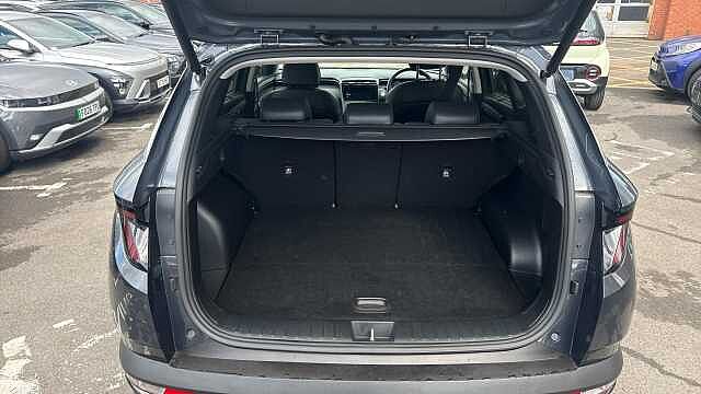 Hyundai TUCSON 1.6 TGDi 48V MHD Ultimate 5dr 2WD DCT Petrol Estate Grey