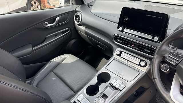 Hyundai KONA 150kW Ultimate 64kWh 5dr Auto Electric Hatchback White