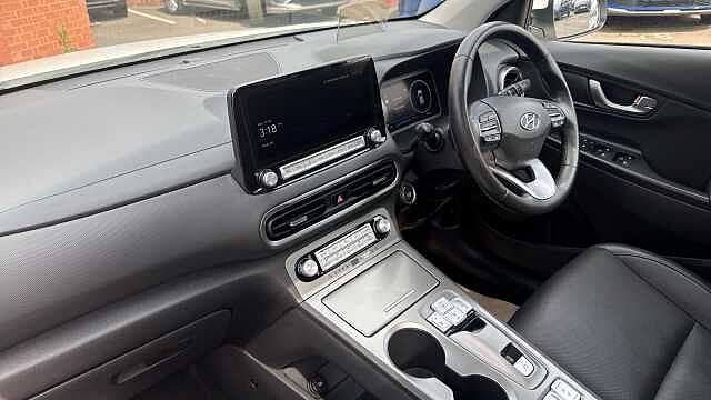 Hyundai KONA 150kW Ultimate 64kWh 5dr Auto Electric Hatchback White