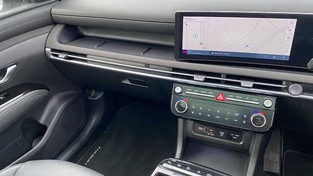 Hyundai TUCSON 1.6T Plug-in Hybrid Ultimate 5dr Auto Estate White