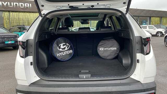 Hyundai TUCSON 1.6T Plug-in Hybrid Ultimate 5dr Auto Estate White