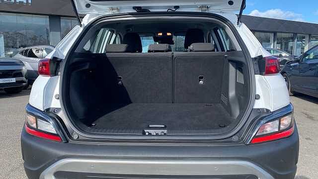 Hyundai KONA 1.0 TGDi 48V MHEV SE Connect 5dr Petrol Hatchback White