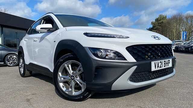 Hyundai KONA 1.0 TGDi 48V MHEV SE Connect 5dr Petrol Hatchback White