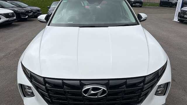 Hyundai TUCSON 1.6 TGDi Hybrid 230 SE Connect 5dr 2WD Auto Hybrid Estate White