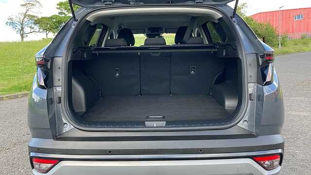 Hyundai TUCSON 1.6T Hybrid Advance 5dr Auto Hybrid Estate Grey