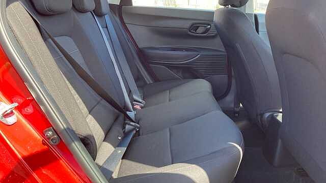 Hyundai BAYON 1.0 TGDi Advance 5dr Petrol Hatchback Red