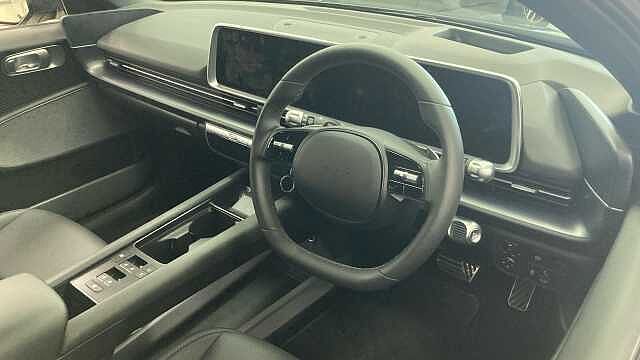Hyundai IONIQ 6 239kW Ultimate 77kWh 4dr AWD Auto Electric Saloon
