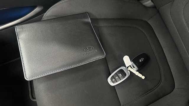 Hyundai TUCSON 1.6 TGDi Hybrid 230 Premium 5dr 2WD Auto Hybrid Estate Grey