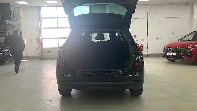 Hyundai TUCSON 1.6 GDi SE Nav 5dr 2WD Petrol Estate Black