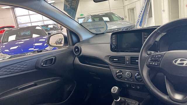 Hyundai I10 1.0 [63] Advance 5dr [Nav] Petrol Hatchback White