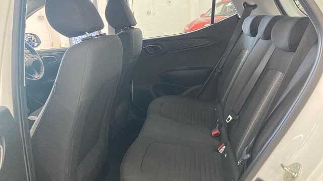 Hyundai I10 1.0 [63] Advance 5dr [Nav] Petrol Hatchback White