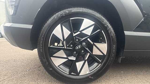 Hyundai KONA 1.6 Hybrid 129 Ultimate 5dr DCT Pearl - Abyss Black