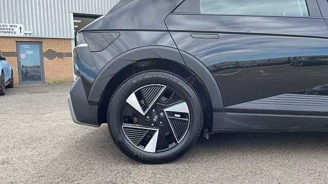 Hyundai IONIQ 5 125kW Advance 63 kWh 5dr Auto Abyss Black - Pearl