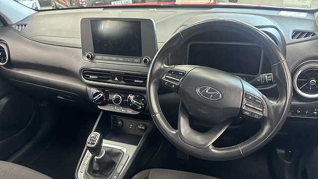 Hyundai KONA 1.0 TGDi 48V MHEV SE Connect 5dr Red