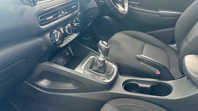 Hyundai KONA 1.0 TGDi 48V MHEV SE Connect 5dr Red