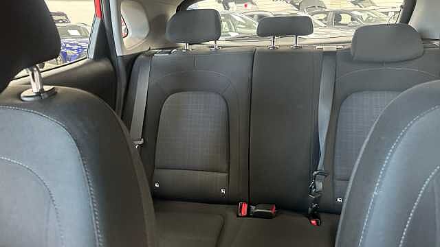 Hyundai KONA 1.0 TGDi 48V MHEV SE Connect 5dr Red