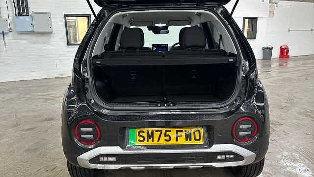 Hyundai INSTER 85kW 02 49kWh 5dr Auto Electric Hatchback