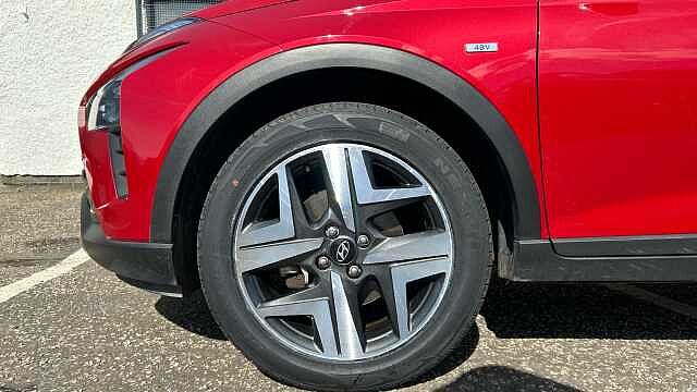 Hyundai BAYON 1.0 TGDi 48V MHEV Premium 5dr DCT Petrol Hatchback Red