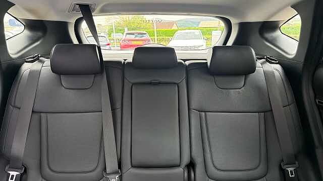 Hyundai TUCSON 1.6 TGDi Plug-in Hybrid Ultimate 5dr 4WD Auto Estate White