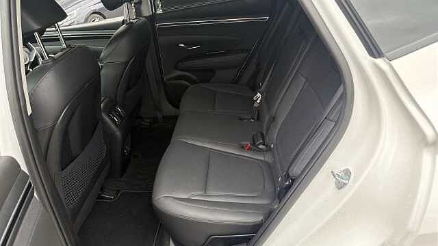 Hyundai TUCSON 1.6 TGDi Plug-in Hybrid Ultimate 5dr 4WD Auto Estate White