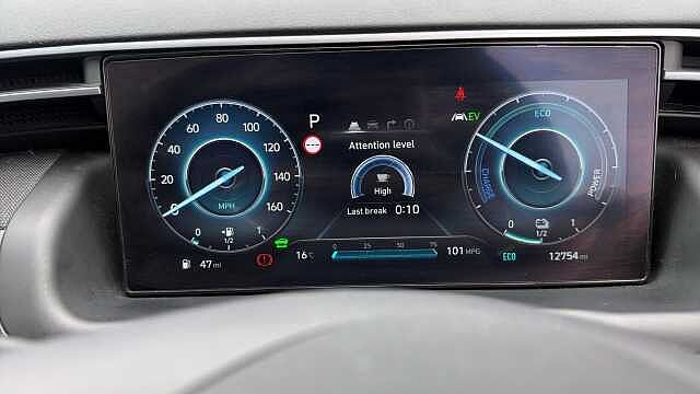Hyundai TUCSON 1.6 TGDi Plug-in Hybrid Ultimate 5dr 4WD Auto Estate White