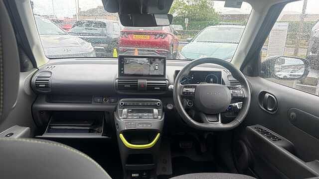 Hyundai INSTER 85kW Cross 49kWh 5dr Auto Electric Hatchback Black