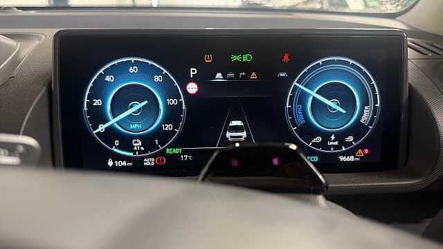 Hyundai INSTER 85kW Cross 49kWh 5dr Auto Electric Hatchback Black
