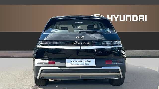 Hyundai IONIQ 5 125kW Advance 63 kWh 5dr Auto Electric Hatchback Abyss Black - Pearl