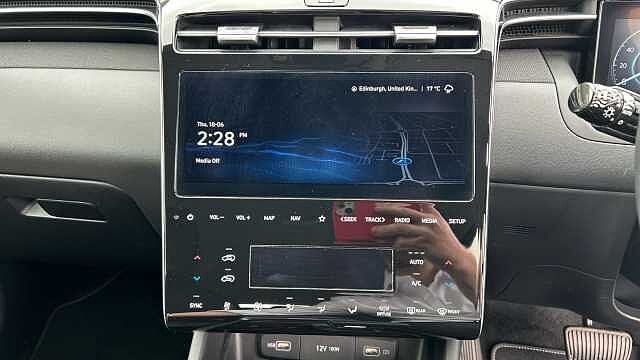 Hyundai TUCSON 1.6 TGDi 48V MHD SE Connect 5dr 2WD DCT Petrol Estate Blue