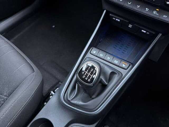 Hyundai BAYON Hat 1.0 T-gdi 48v Mhev 100 Premium Red