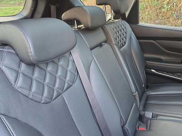 Hyundai SANTA Fe Ultimate Hev Auto Black