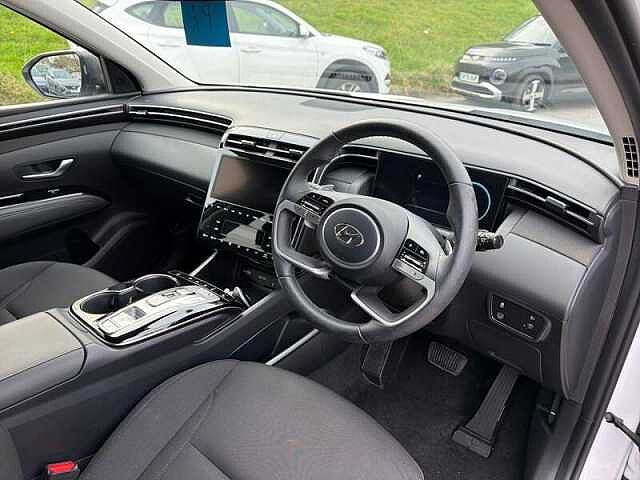 Hyundai TUCSON 1.6 h T-GDi Premium SUV 5dr Petrol Hybrid Auto Euro 6 (s/s) (230 ps) White