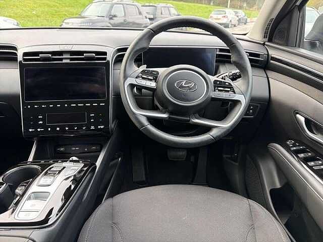 Hyundai TUCSON 1.6 h T-GDi Premium SUV 5dr Petrol Hybrid Auto Euro 6 (s/s) (230 ps) White