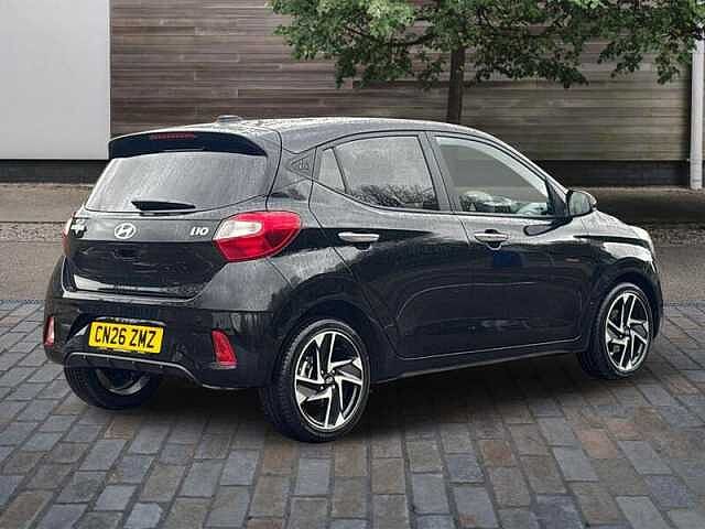 Hyundai i10 1.2 Premium Hatchback 5dr Petrol Auto Euro 6 (s/s) (79 ps)