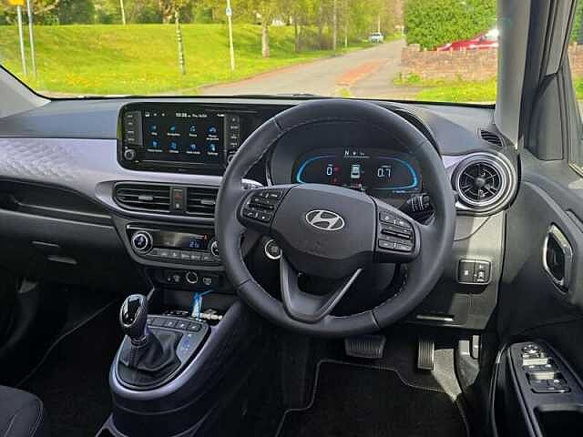 Hyundai i10 1.2 Premium Hatchback 5dr Petrol Auto Euro 6 (s/s) (79 ps)