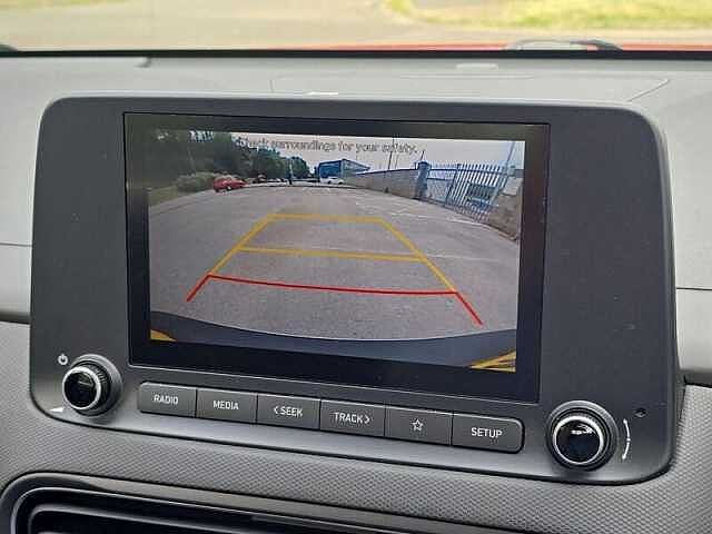 Hyundai KONA 1.6 h-GDi SE Connect SUV 5dr Petrol Hybrid DCT Euro 6 (s/s) (141 ps) Red