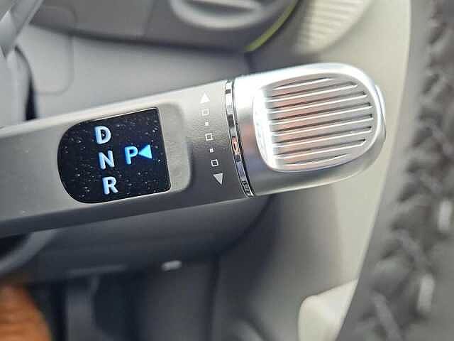 Hyundai INSTER Long Range 49kWh Cross SUV 5dr Electric Auto (115 ps) Green