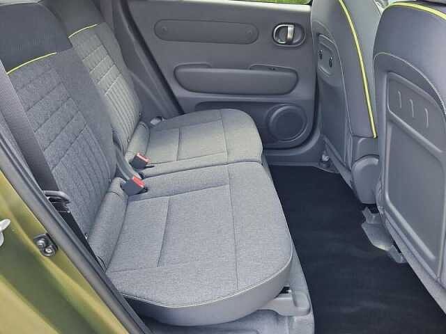 Hyundai INSTER Long Range 49kWh Cross SUV 5dr Electric Auto (115 ps) Green