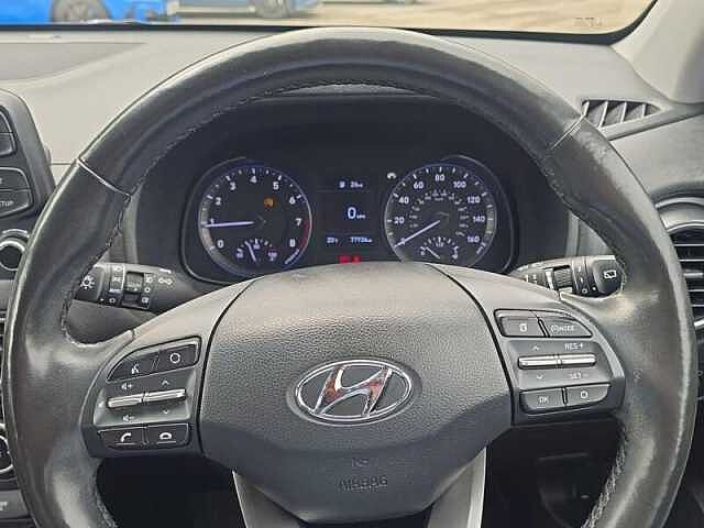 Hyundai KONA Premium Se Silver
