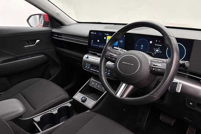 Hyundai KONA 48.4kWh Advance SUV 5dr Electric Auto (156 ps) Red