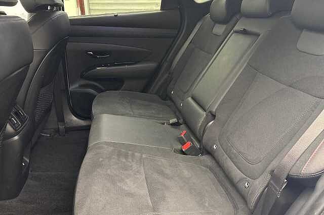 Hyundai TUCSON PLUG-IN HYBRID 1.6 T-GDi 13.8kWh N Line S Auto Euro 6 (s/s) 5dr White