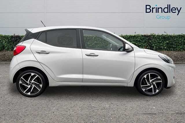 Hyundai I10 1.2 Premium Hatchback 5dr Petrol Auto Euro 6 (s/s) (84 ps) Grey