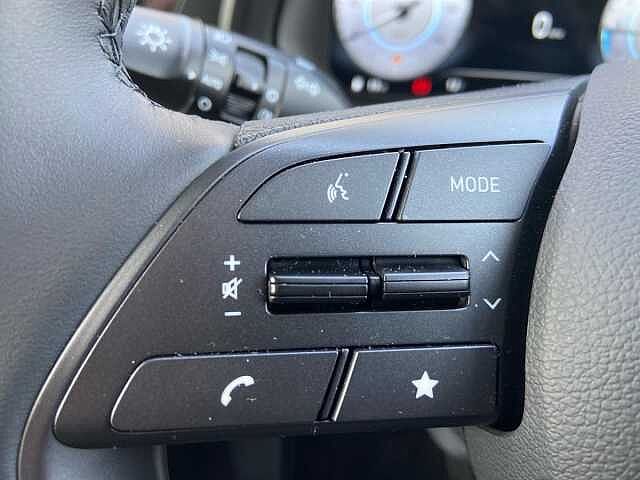 Hyundai BAYON 1.0 T-GDi Tech Line SUV 5dr Petrol Manual Euro 6 (s/s) (90 ps) Grey