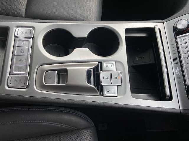 Hyundai KONA 64kWh Ultimate SUV 5dr Electric Auto (10.5kW Charger) (204 ps) Grey