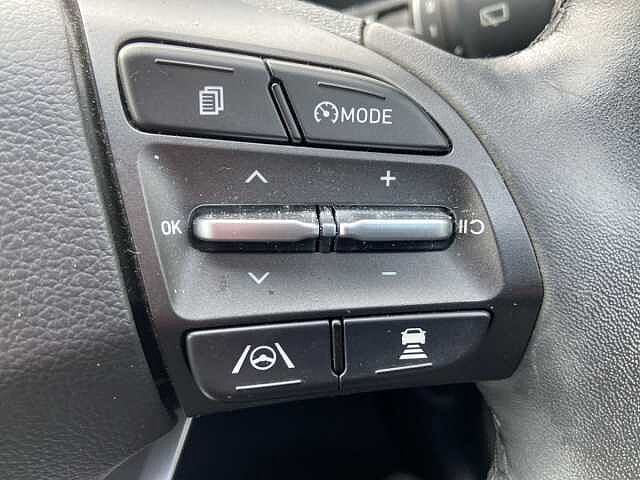 Hyundai KONA 64kWh Ultimate SUV 5dr Electric Auto (10.5kW Charger) (204 ps) Grey