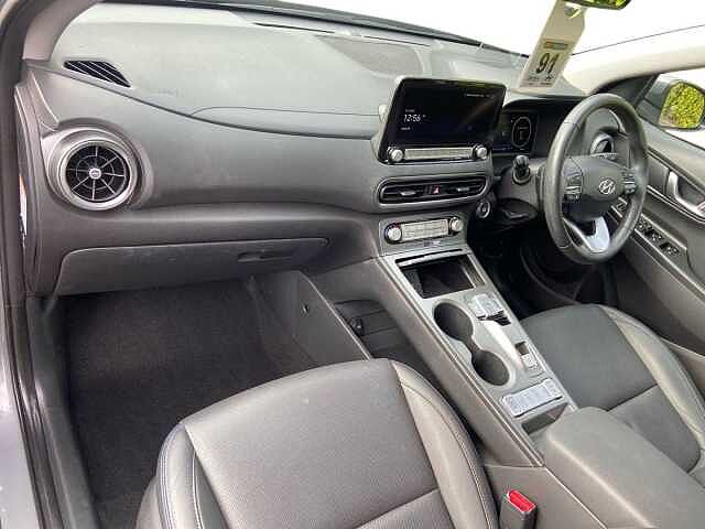 Hyundai KONA 64kWh Ultimate SUV 5dr Electric Auto (10.5kW Charger) (204 ps) Grey