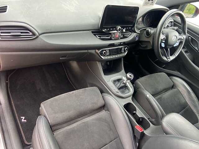 Hyundai I30 2.0 T-GDi N Performance Hatchback 5dr Petrol Manual Euro 6 (s/s) (280 ps) Red