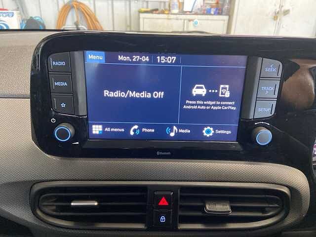 Hyundai I10 1.0 SE Connect Hatchback 5dr Petrol Manual Euro 6 (s/s) (67 ps) Atlas White